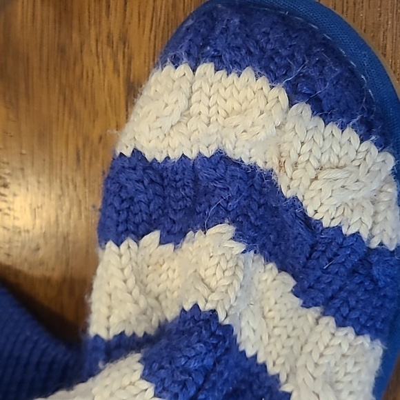 Uggs sweater boots women's size 4 - Picture 7 of 9